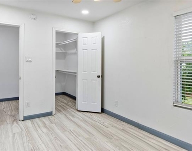 4620 San Jacinto Street - Photo Thumbnail 13