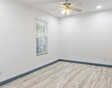 4620 San Jacinto Street - Photo Thumbnail 14