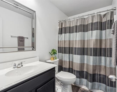 1823 Sea Gull Drive - Photo Thumbnail 17