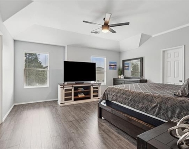 1823 Sea Gull Drive - Photo Thumbnail 12