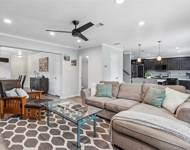 1823 Sea Gull Drive - Photo Thumbnail 5