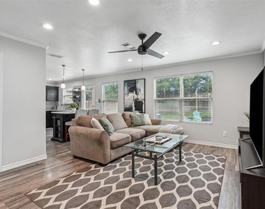 1823 Sea Gull Drive - Photo Thumbnail 4