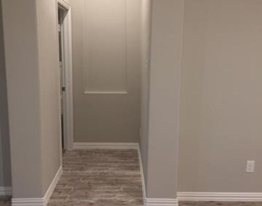 1824 Tomahawk Trail - Photo Thumbnail 11