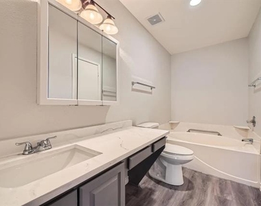 10248 Westward Drive - Photo Thumbnail 10
