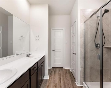 716 Bluebird Way - Photo Thumbnail 9