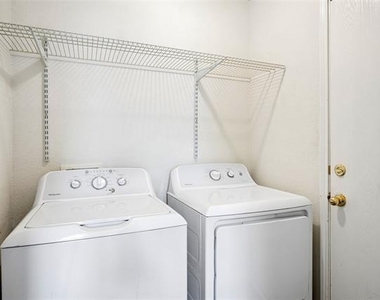 316 Matlock Meadow Drive - Photo Thumbnail 11