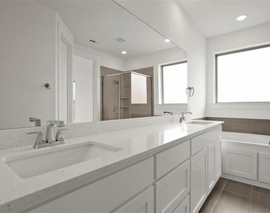 946 Switchgrass Lane - Photo Thumbnail 10
