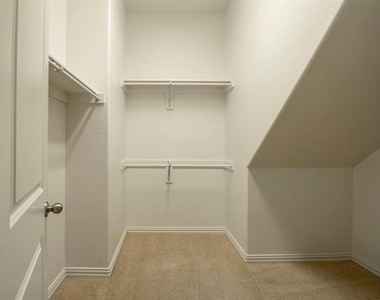 14128 El Toro Road - Photo Thumbnail 10