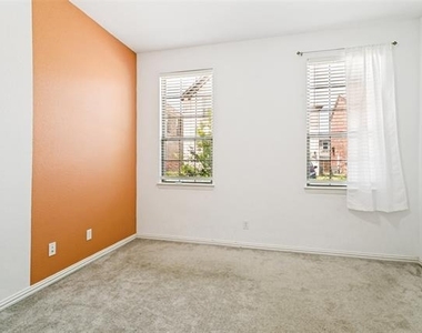 242 Woodson Street - Photo Thumbnail 21