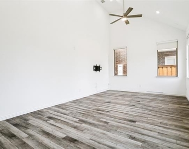 242 Woodson Street - Photo Thumbnail 17