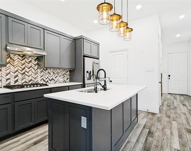 242 Woodson Street - Photo Thumbnail 7