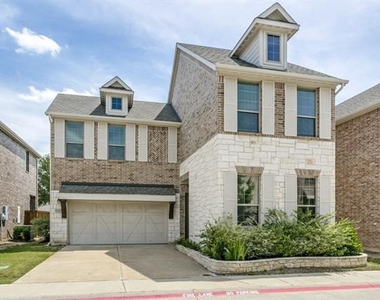 242 Woodson Street - Photo Thumbnail 2