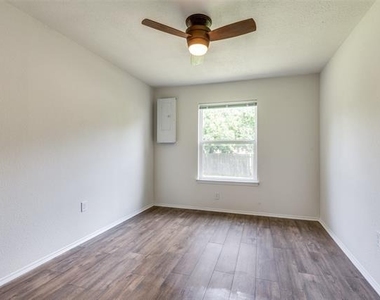 1505 Gentle Wind Drive - Photo Thumbnail 7