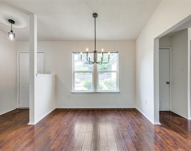 1505 Gentle Wind Drive - Photo Thumbnail 5