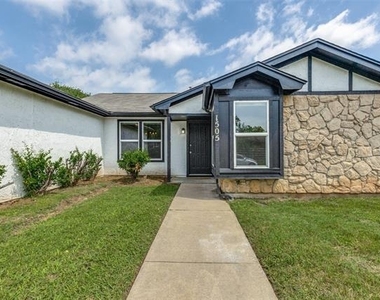 1505 Gentle Wind Drive - Photo Thumbnail 2
