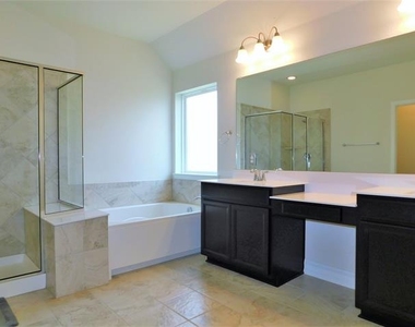 1321 Millican Lane - Photo Thumbnail 18