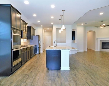 1321 Millican Lane - Photo Thumbnail 10