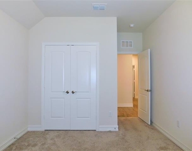 1321 Millican Lane - Photo Thumbnail 28