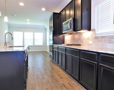 1321 Millican Lane - Photo Thumbnail 12