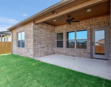 1808 Aleia Cove - Photo Thumbnail 21