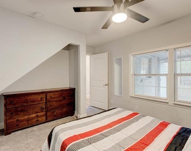 2801 W Biddison Street - Photo Thumbnail 28