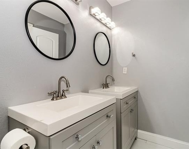4716 Roberts Drive - Photo Thumbnail 20