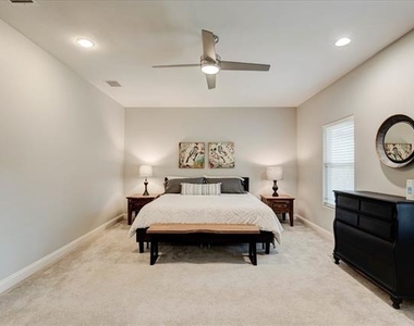 2521 Benbrook Boulevard - Photo Thumbnail 16