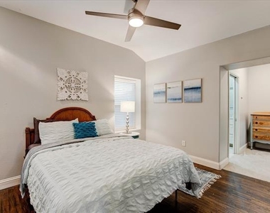 2521 Benbrook Boulevard - Photo Thumbnail 19
