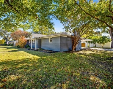 3511 Corto Avenue - Photo Thumbnail 1