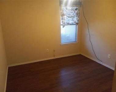 557 Grace - Photo Thumbnail 20