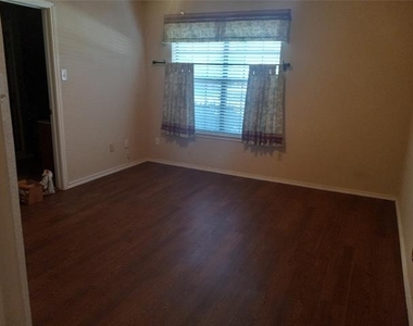 557 Grace - Photo Thumbnail 19