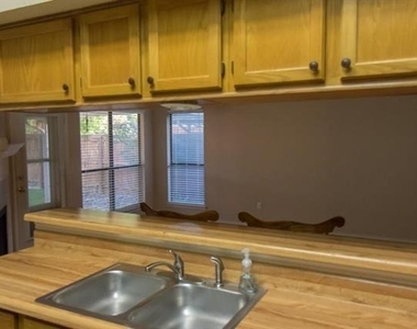 557 Grace - Photo Thumbnail 9
