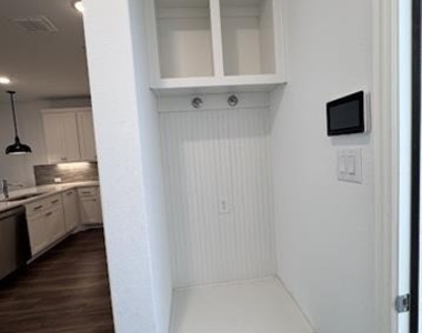 3657 Dutchess Drive - Photo Thumbnail 19