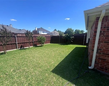 1510 Scottsman Drive - Photo Thumbnail 14