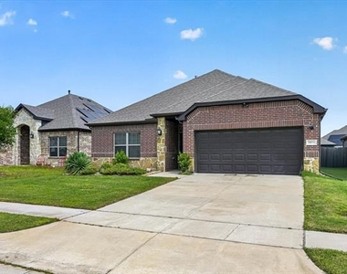 7815 Cottonwood Drive - Photo Thumbnail 1