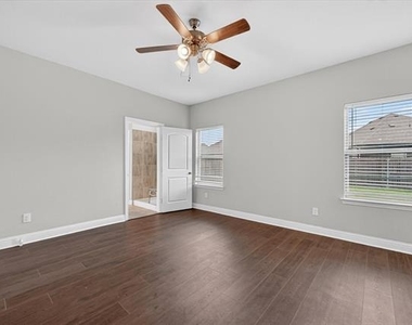 7815 Cottonwood Drive - Photo Thumbnail 17