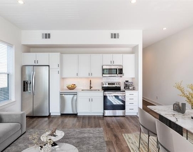 617 N Tyler Street - Photo Thumbnail 3