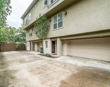 4415 Gennaro Street - Photo Thumbnail 15