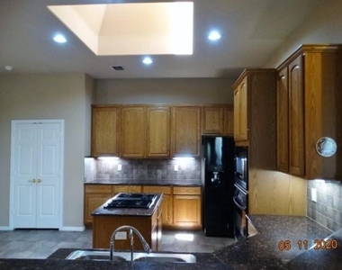 15785 Scenic Road - Photo Thumbnail 6