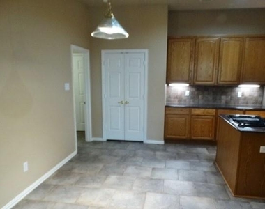 15785 Scenic Road - Photo Thumbnail 5