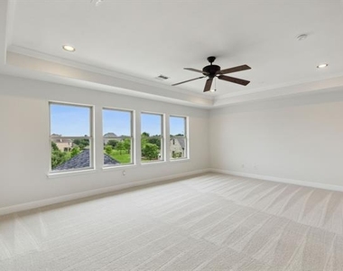 5501 Lake Geneva Court - Photo Thumbnail 28