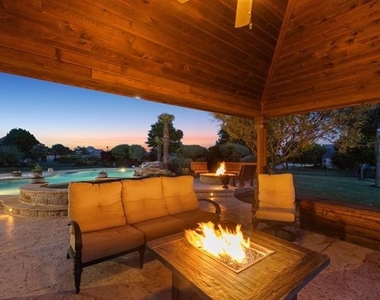 5501 Lake Geneva Court - Photo Thumbnail 5