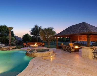 5501 Lake Geneva Court - Photo Thumbnail 4