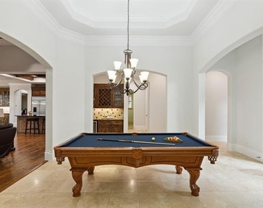 5501 Lake Geneva Court - Photo Thumbnail 14