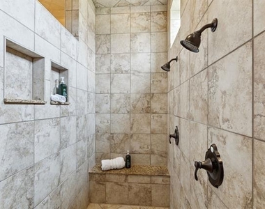 5501 Lake Geneva Court - Photo Thumbnail 22