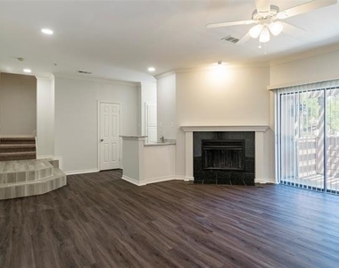 3405 Binkley Avenue - Photo Thumbnail 4