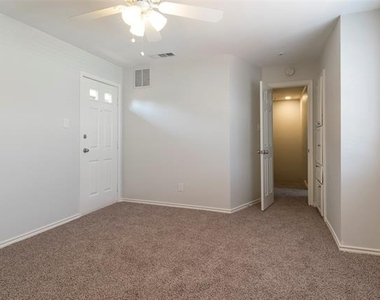 3405 Binkley Avenue - Photo Thumbnail 17