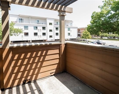 3405 Binkley Avenue - Photo Thumbnail 6