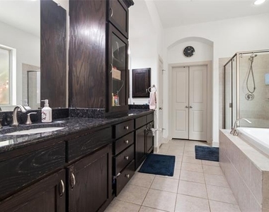 6715 Castillo Street - Photo Thumbnail 13