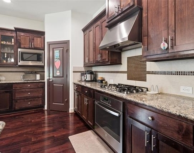 6715 Castillo Street - Photo Thumbnail 5